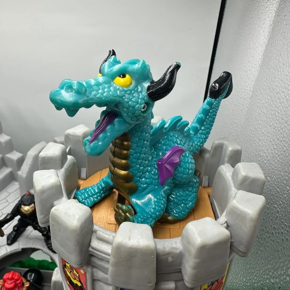 Fisher-Price Great Adventures Castle Playset Knights, 2 Dragons, Catapult + MORE
